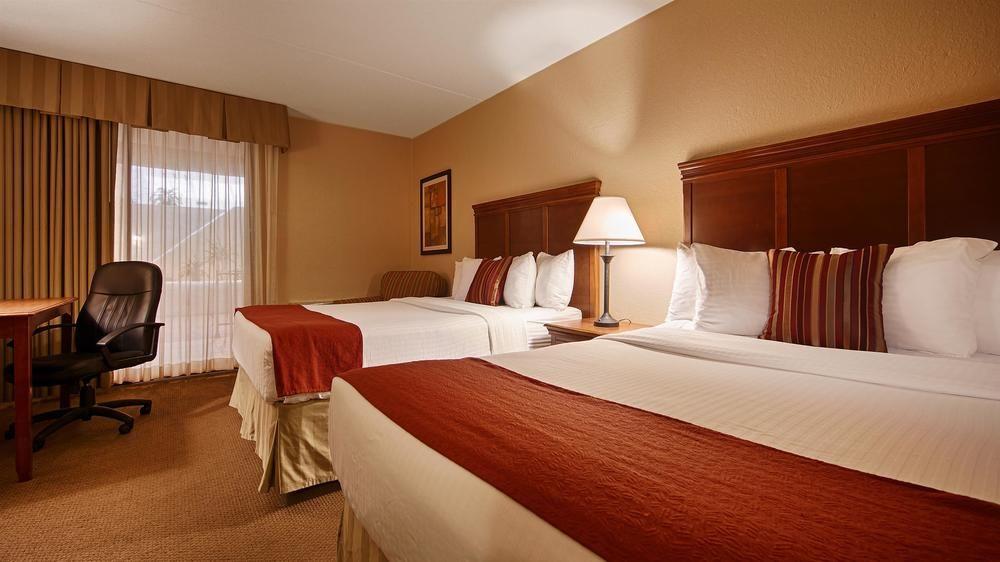 Best Western Plus La Porte Hotel & Conference Center Exterior photo