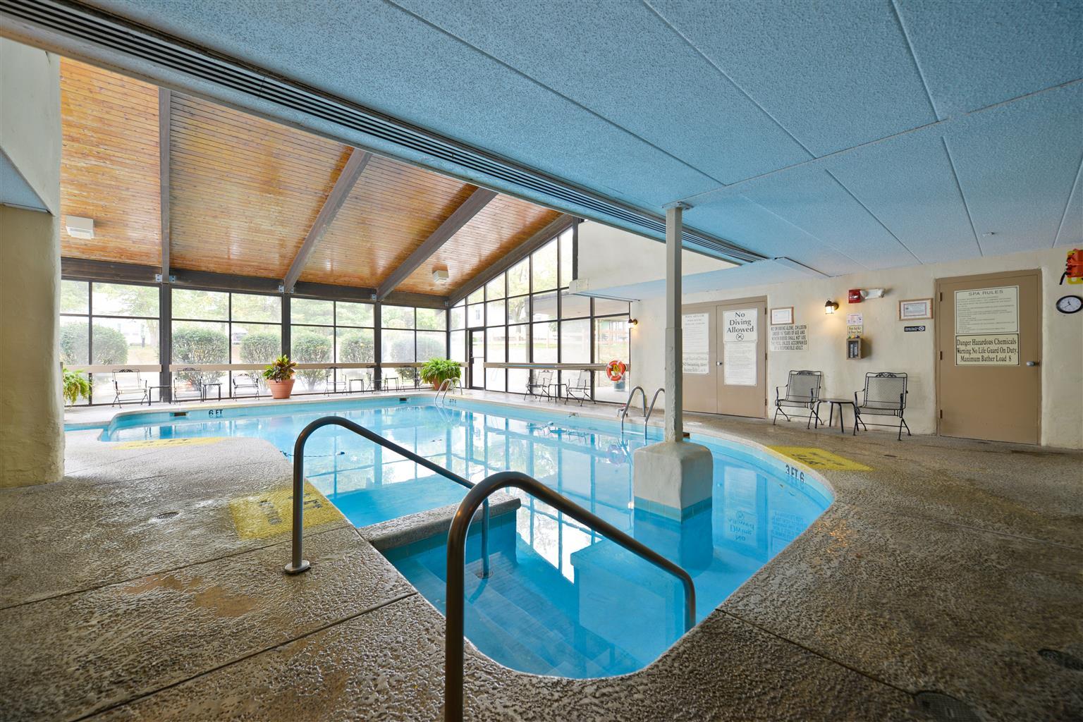 Best Western Plus La Porte Hotel & Conference Center Exterior photo