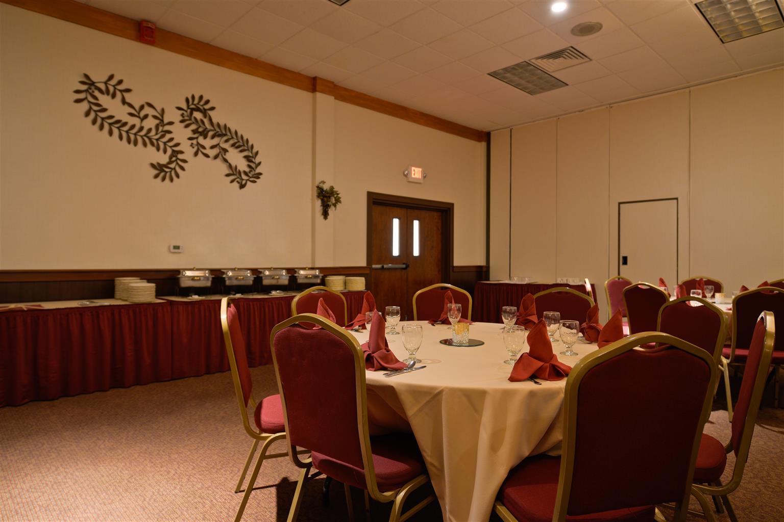 Best Western Plus La Porte Hotel & Conference Center Exterior photo
