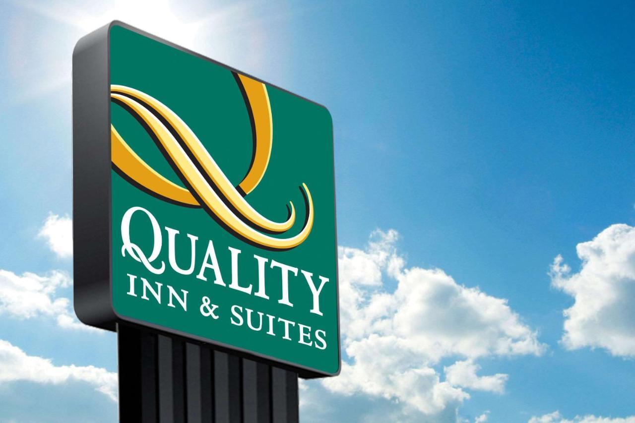 Best Western Plus La Porte Hotel & Conference Center Exterior photo